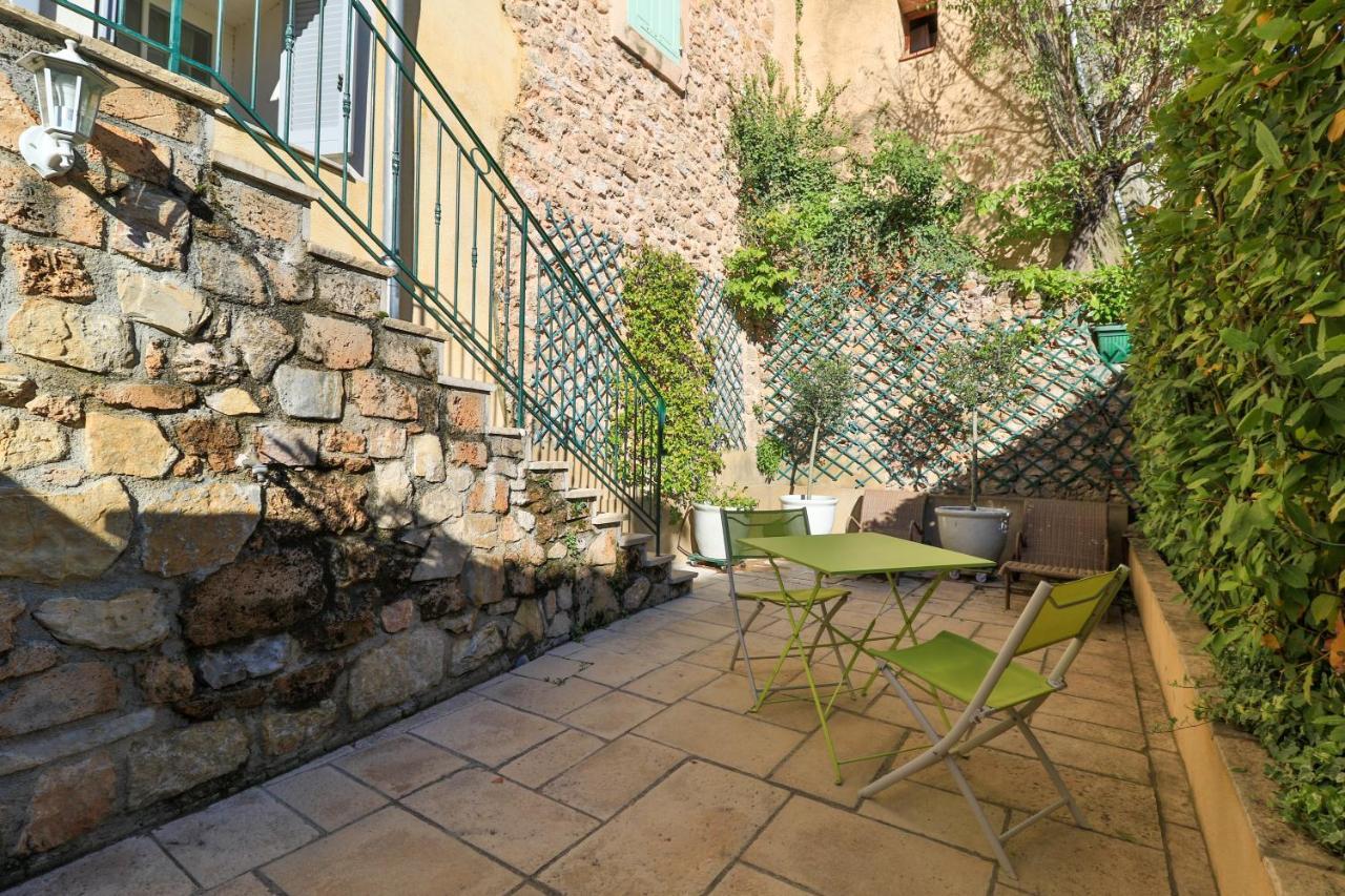 Villa Les Arcades Villecroze Exterior foto